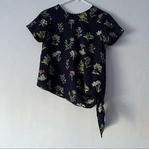 🍉 KANA Floral Side Tie Blouse Small